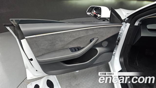Tesla Model 3 2024 — photo 14