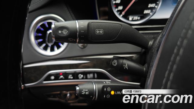 Mercedes-Benz S-Class 2015 — photo 17