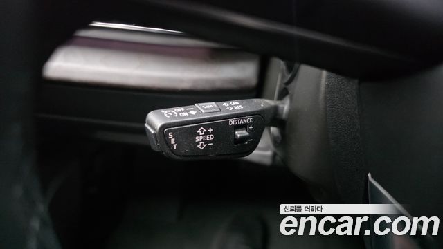 Audi Q8 2023 — photo 13