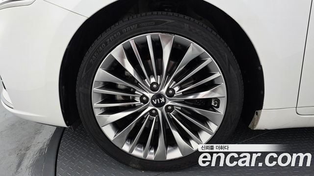 Kia K7 2016 — photo 5