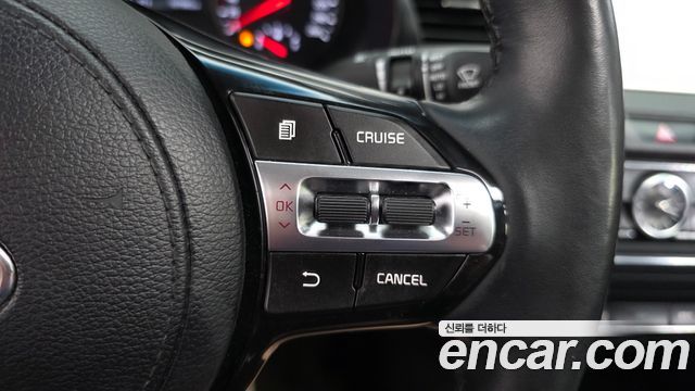 Kia K7 2016 — photo 16