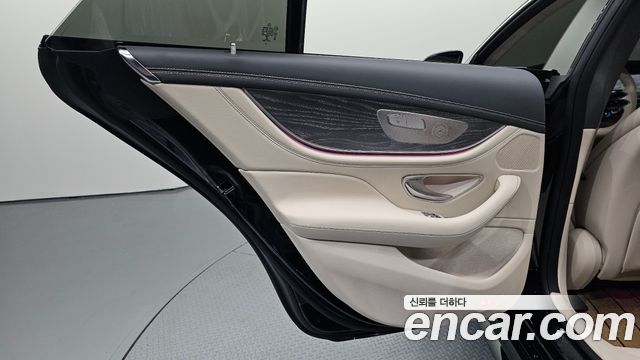 Mercedes-Benz AMG GT 2023 — photo 15