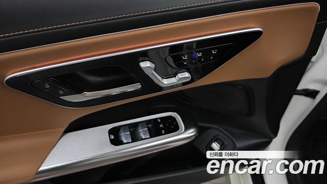 Mercedes-Benz CLE-Class 2024 — photo 27