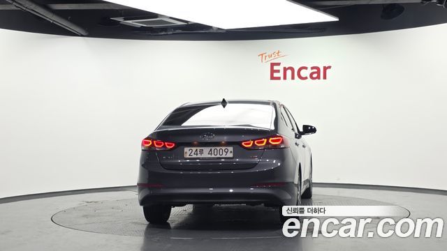 Hyundai AVANTE 2016 — photo 4