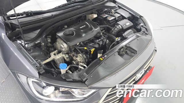 Hyundai AVANTE 2016 — photo 6