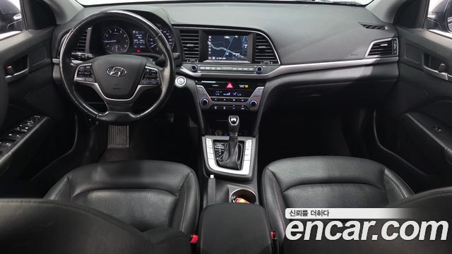 Hyundai AVANTE 2016 — photo 7