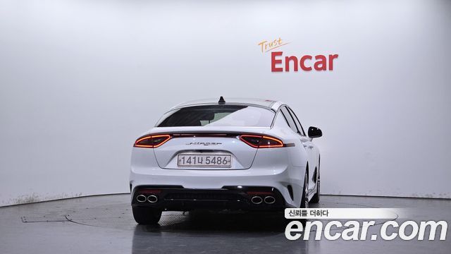 Kia Stinger 2018 — photo 4