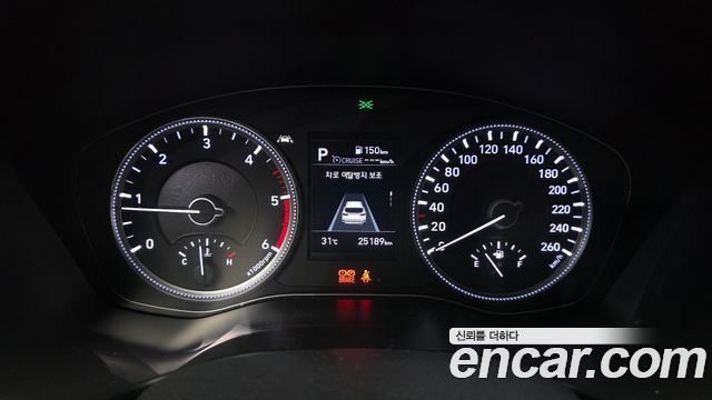 Hyundai Santafe 2019 — photo 8
