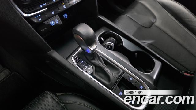 Hyundai Santafe 2019 — photo 9