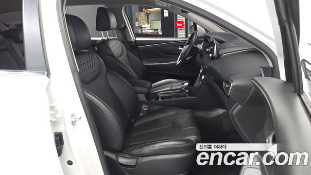 Hyundai Santafe 2019 — photo 11