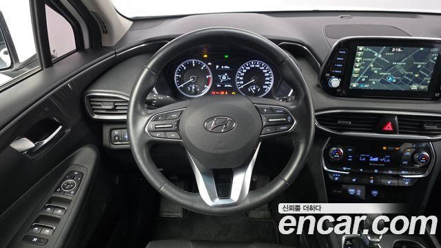 Hyundai Santafe 2019 — photo 13