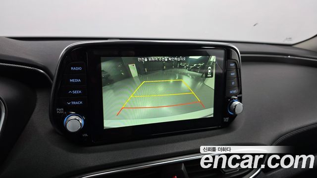 Hyundai Santafe 2019 — photo 15