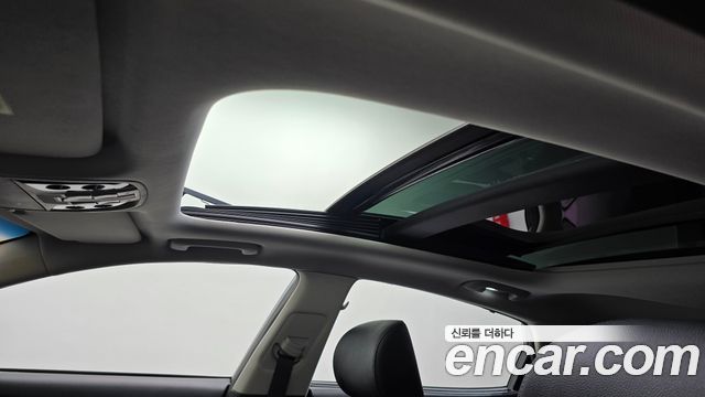 Kia K7 2016 — photo 22