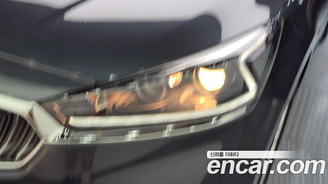 Kia K7 2016 — photo 8