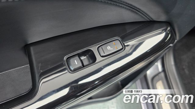 Kia K7 2016 — photo 28
