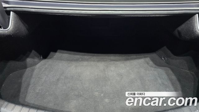 Kia K7 2016 — photo 32