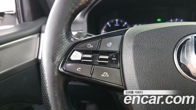 KG Mobility Rexton 2018 — photo 16
