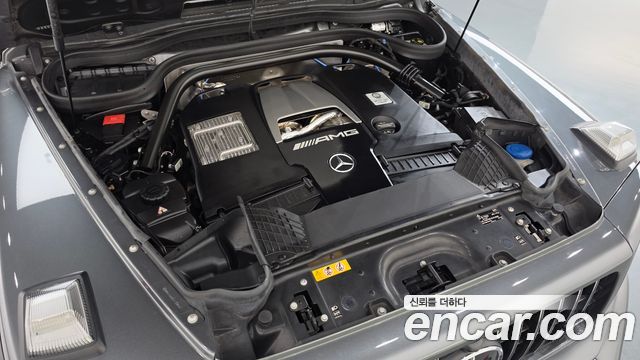 Mercedes-Benz G-Class 2022 — photo 6