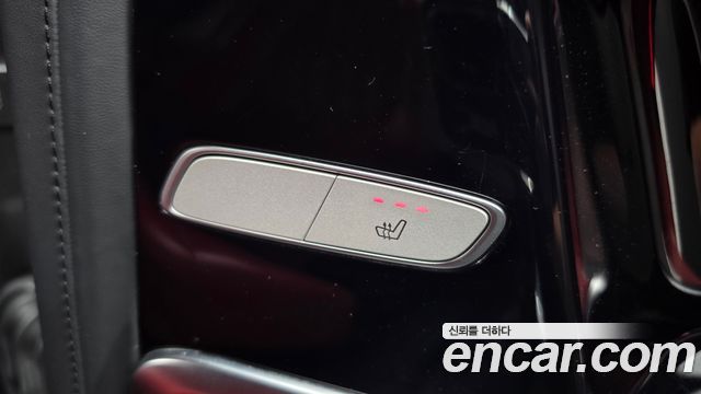 Mercedes-Benz G-Class 2022 — photo 18
