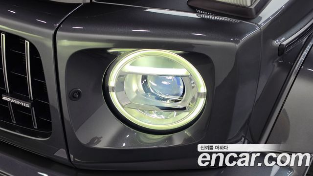 Mercedes-Benz G-Class 2022 — photo 8