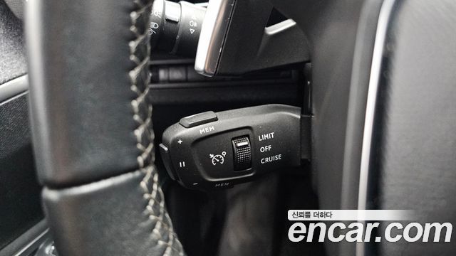 Peugeot 3008 2022 — photo 25