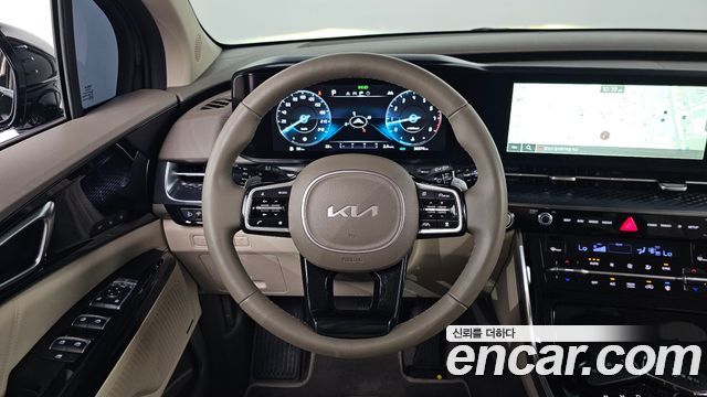 Kia Canival 2023 — photo 19