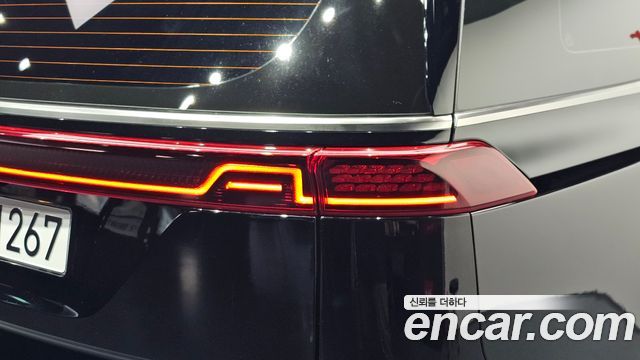 Kia Canival 2023 — photo 9