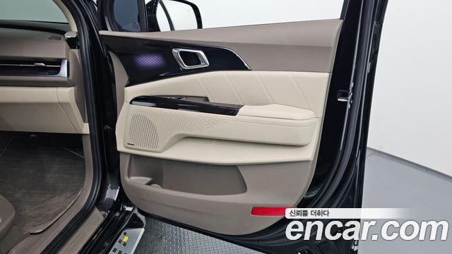 Kia Canival 2023 — photo 15