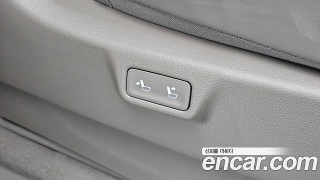 Kia Canival 2023 — photo 29