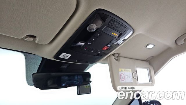Kia Canival 2023 — photo 33