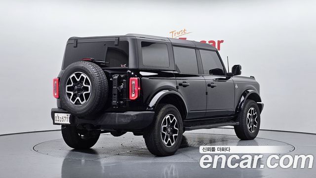 Ford Bronco 2022 — photo 2