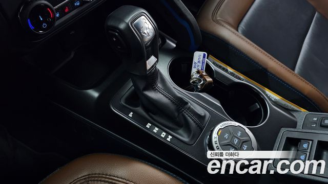 Ford Bronco 2022 — photo 12
