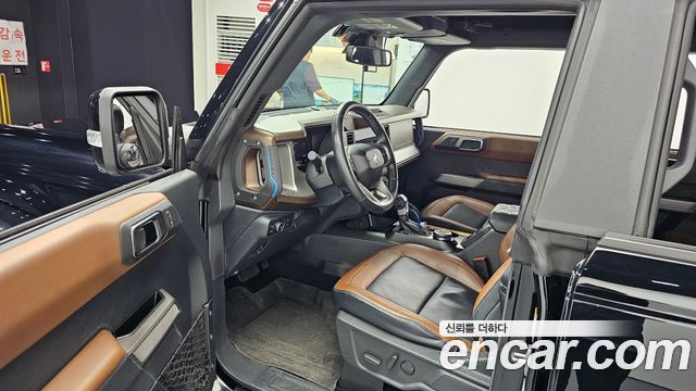 Ford Bronco 2022 — photo 13
