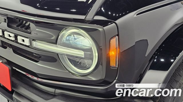 Ford Bronco 2022 — photo 8