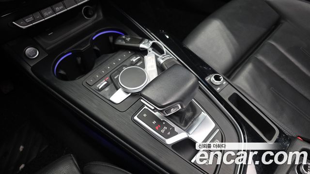 Audi A5 2019 — photo 12
