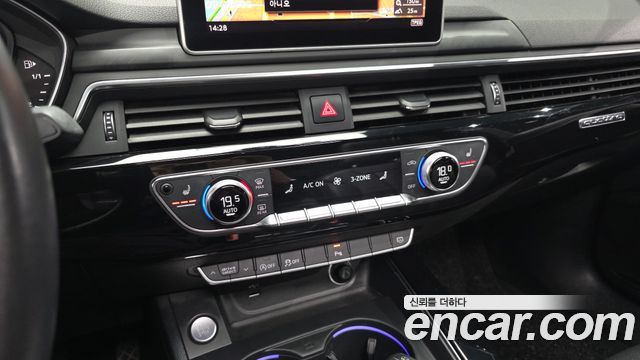 Audi A5 2019 — photo 23