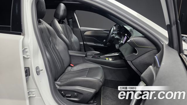 Peugeot 408 2023 — photo 11