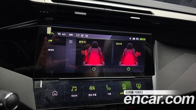 Peugeot 408 2023 — photo 16
