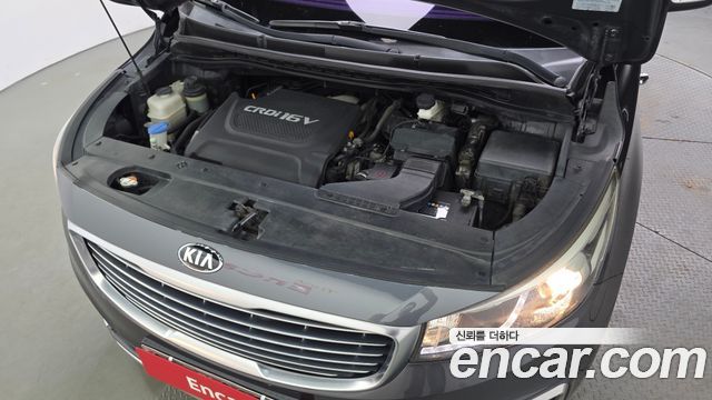 Kia Canival 2015 — photo 6