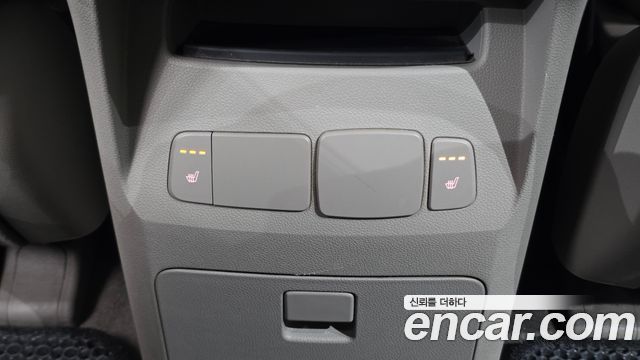 Kia Canival 2015 — photo 16