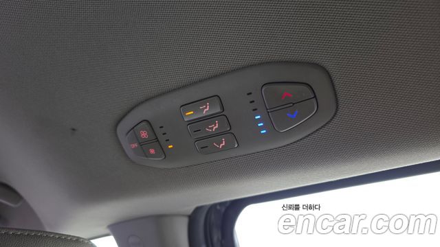 Kia Canival 2015 — photo 17