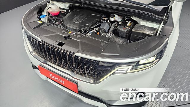Kia Canival 2023 — photo 6
