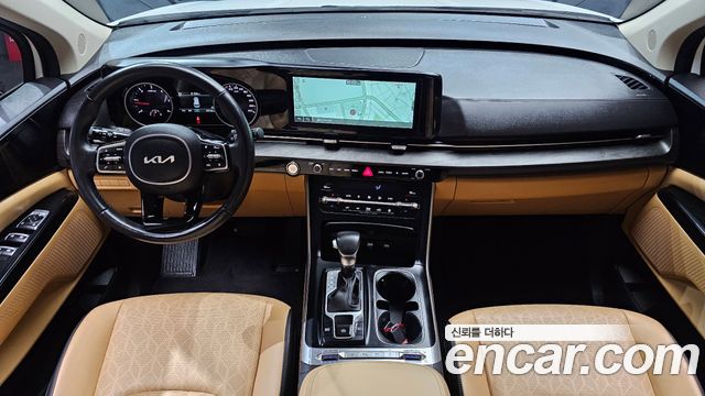 Kia Canival 2023 — photo 10