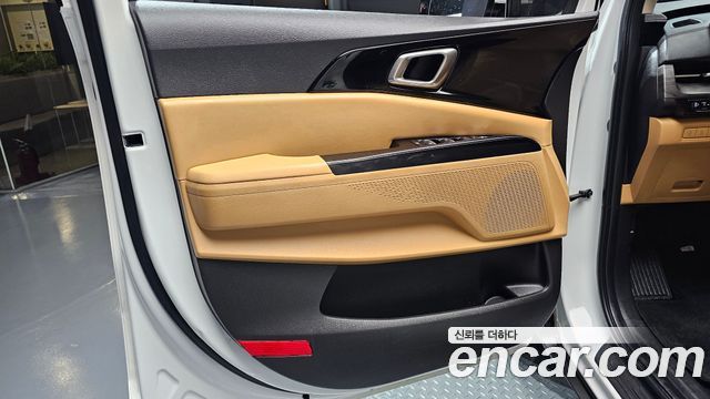 Kia Canival 2023 — photo 14
