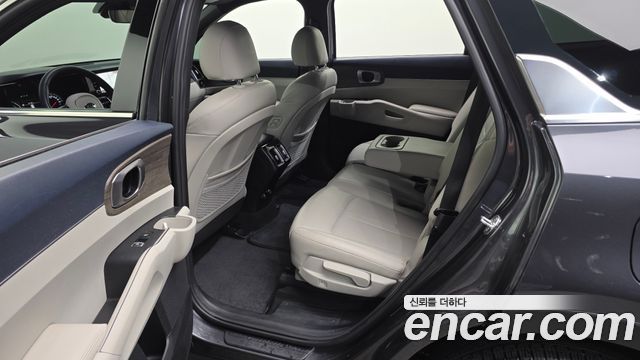 Kia Sorento 2021 — photo 17