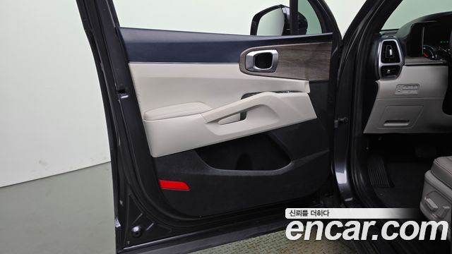 Kia Sorento 2021 — photo 14