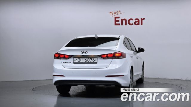 Hyundai AVANTE 2018 — photo 4