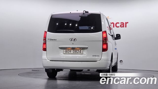 Hyundai Starex 2018 — photo 4