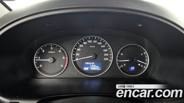 Hyundai Starex 2018 — photo 11