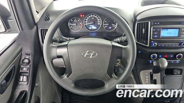 Hyundai Starex 2018 — photo 20